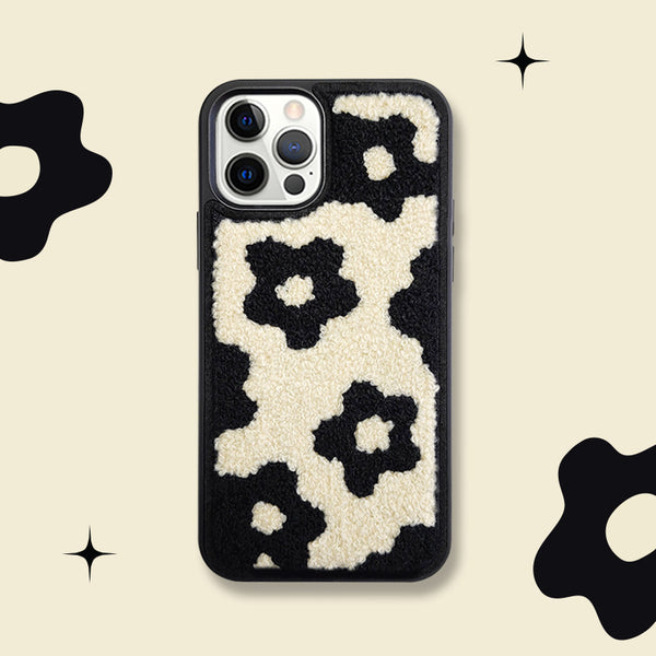 [MOMO CASE] 블랙플라워 Embroidery Phone Case