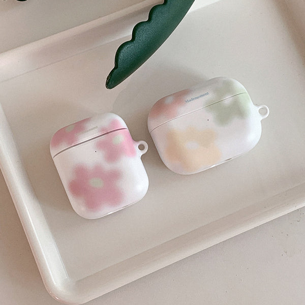 [Mademoment] Soft Flower Design AirPods Case