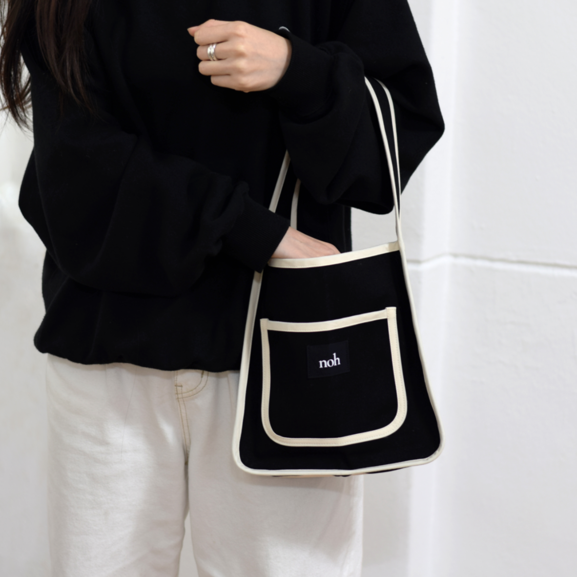 [noh] Frame Mini Bag (Black)