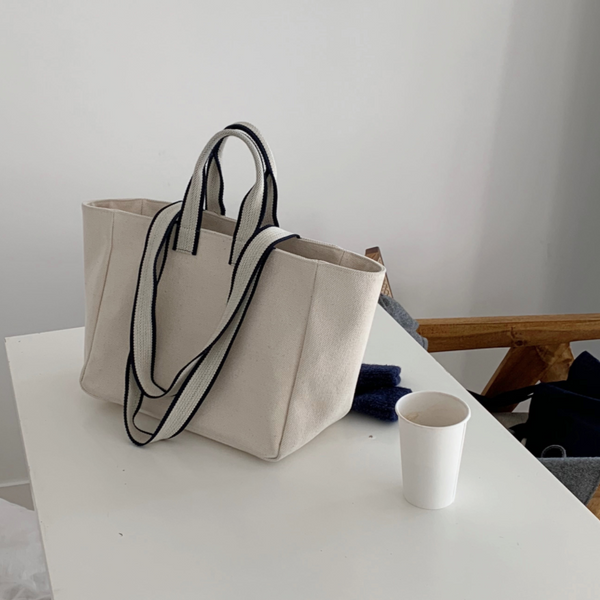 [unfold] Two-tone Strap Bag (Ivory)