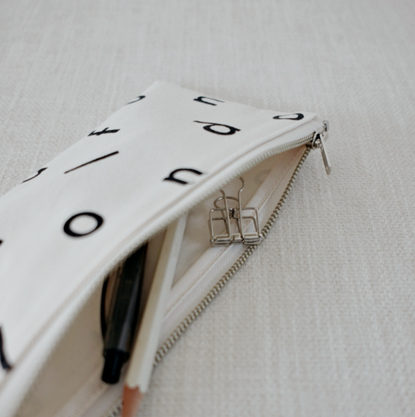 [unfold] Logo Pencil Case