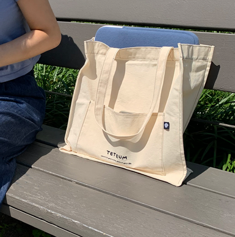 [TETEUM] NAVY STITCH BAG