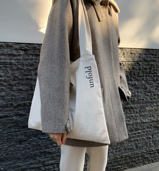 [unfold] unfold Logo Bag (Ivory)