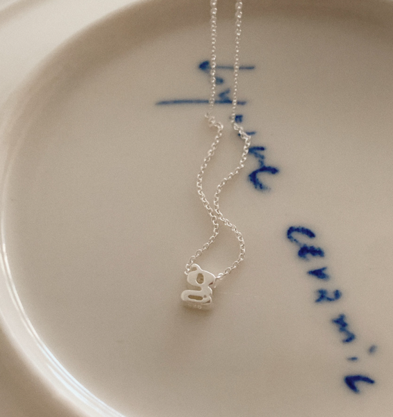 [DUNGEUREON] Initial Necklace
