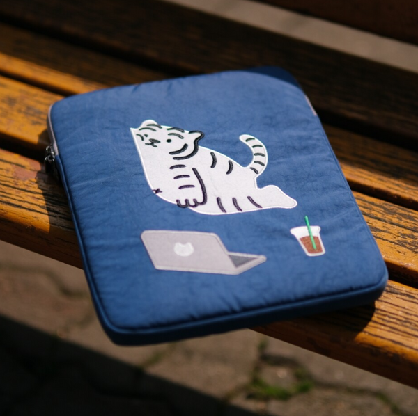 [MUZIK TIGER] It's Okay Laptop Case/ Ipad Pouch