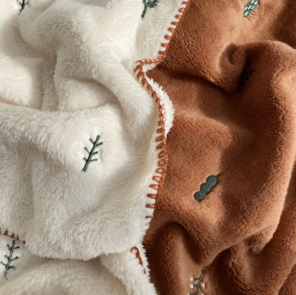 [mon ete] Winter Forest Blanket