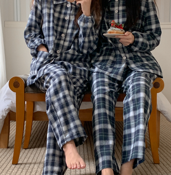 [Juuneedu] Cornell Napping Check Pajamas (2size/2colour)