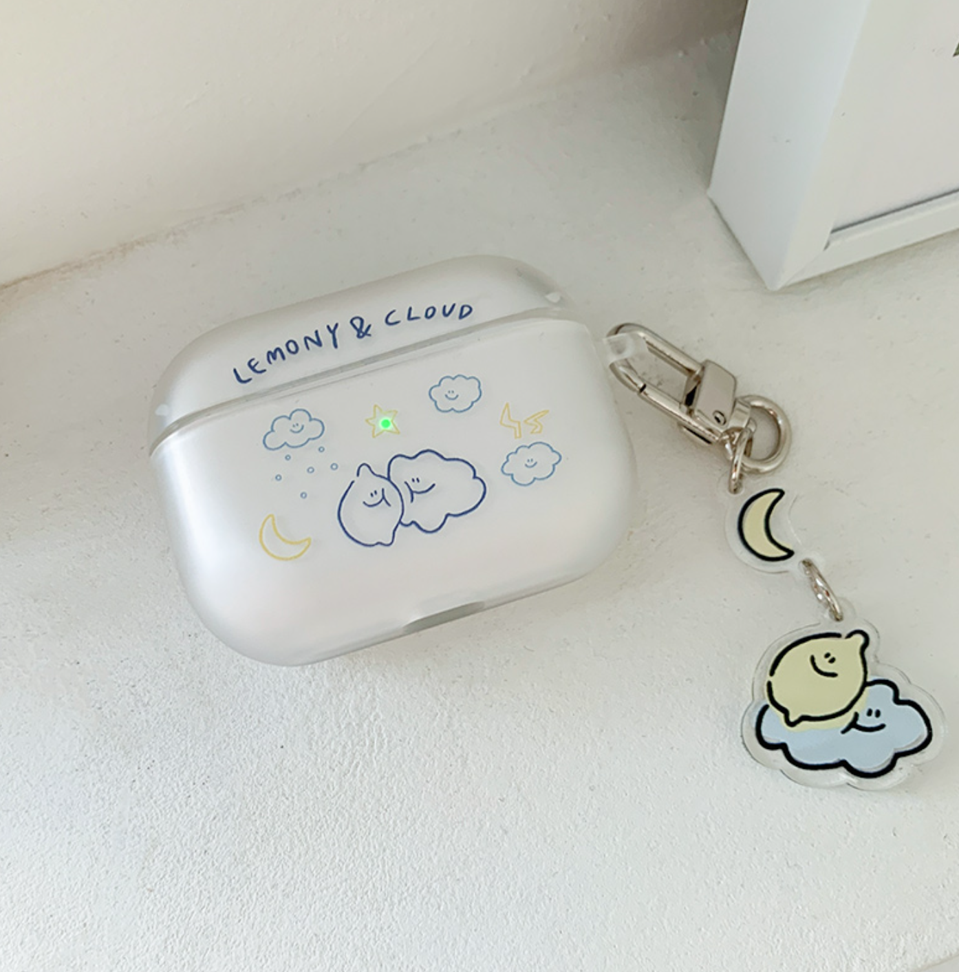 [second morning] Lemony & Cloud AirPods Case