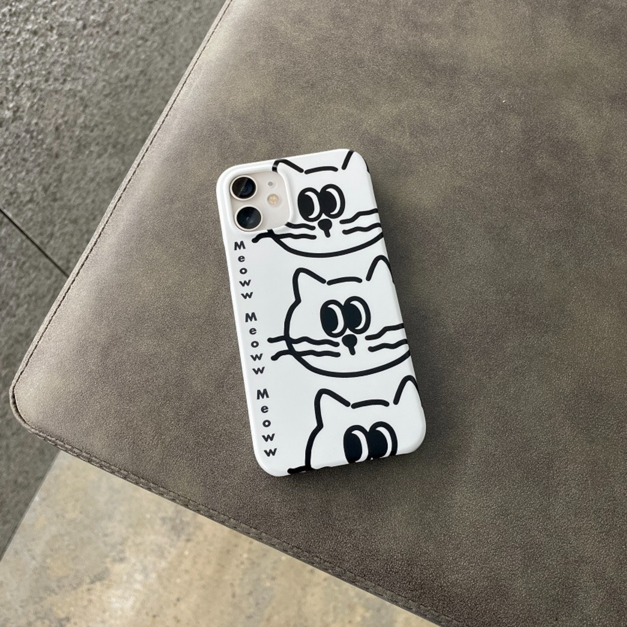 [ADDHALF] Meoww Hard Phone Case