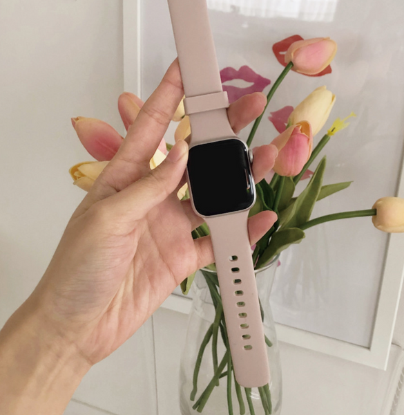 [LE SANS]  Soft Silicon Apple Watch Strap