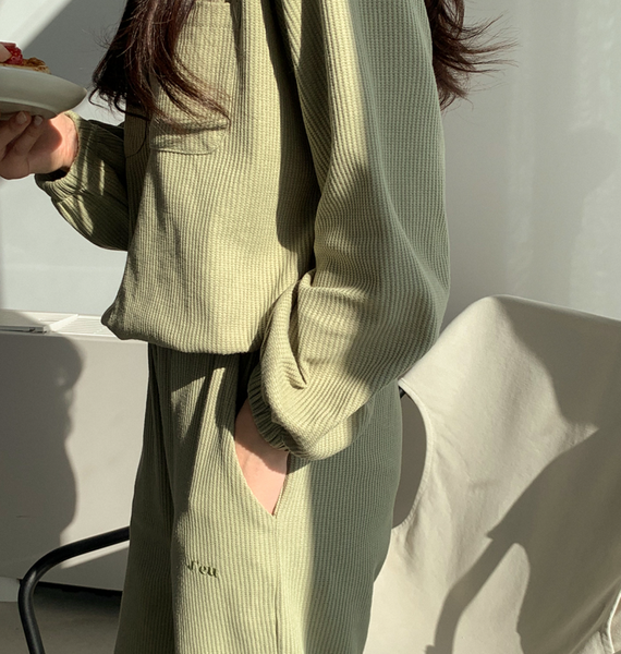 [Juuneedu] J'eu 247 - in N out Homewear (Sage Green)