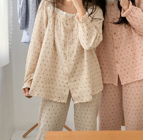 [Juuneedu] Cherry Frill Long Sleeve Pyjamas