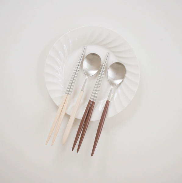 [Bracket Table] Margaret Spoon and Chopsticks Set