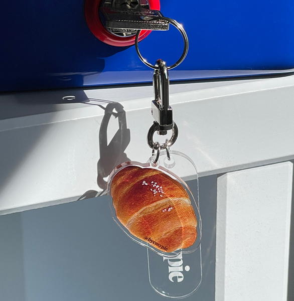 [byemypie] Salt Bread Keyring