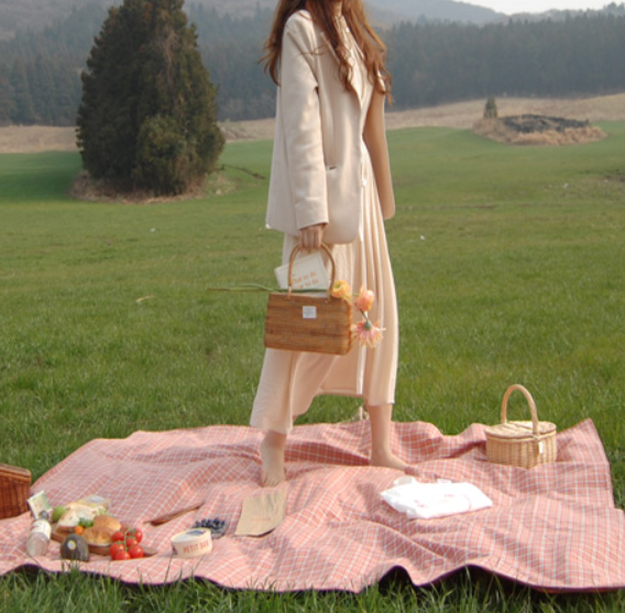 [MADE FANNIE] BUTTER Blossom Check Picnic Mat