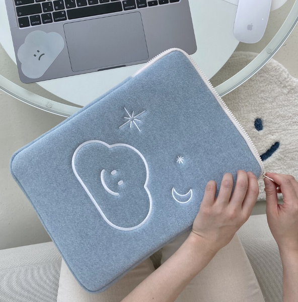 [skyfolio] White Cloud iPad/ Laptop Pouch (Blue)