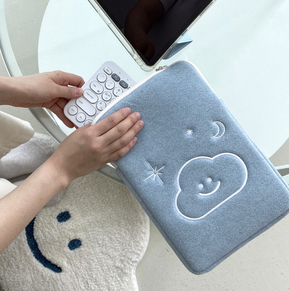 [skyfolio] White Cloud iPad/ Laptop Pouch (Blue)