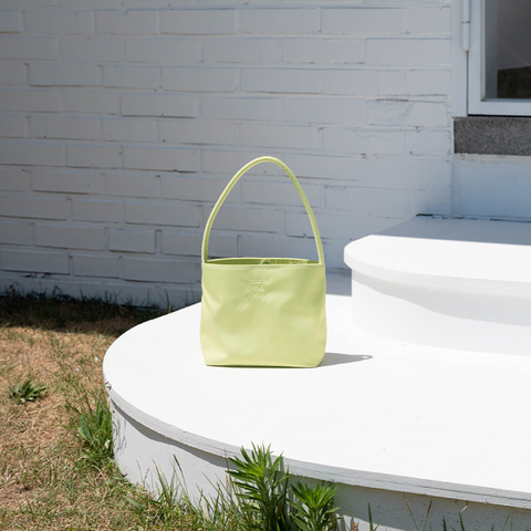 [mucu and ebony] Nearest Bag (Lime)