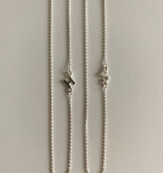 [DUNGEUREON] Initial Necklace (S,H)