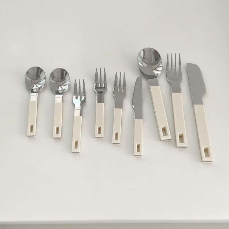 [amytable] Ivory Block Cutlery