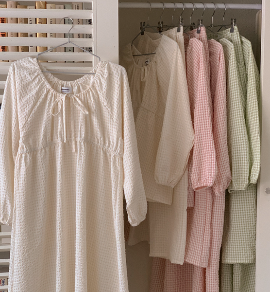 [Juuneedu] April Seersucker Long Sleeved Pajama Set