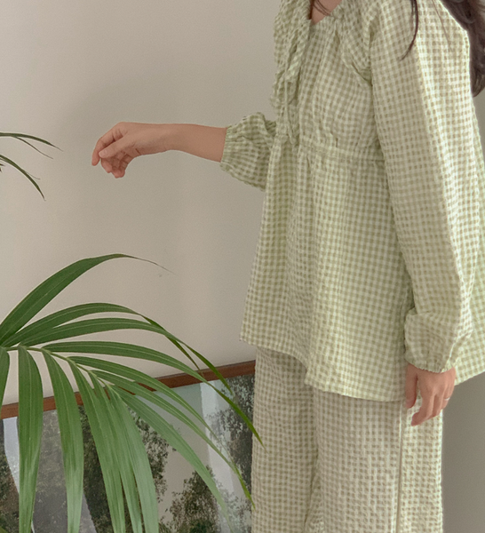 [Juuneedu] April Seersucker Long Sleeved Pajama Set