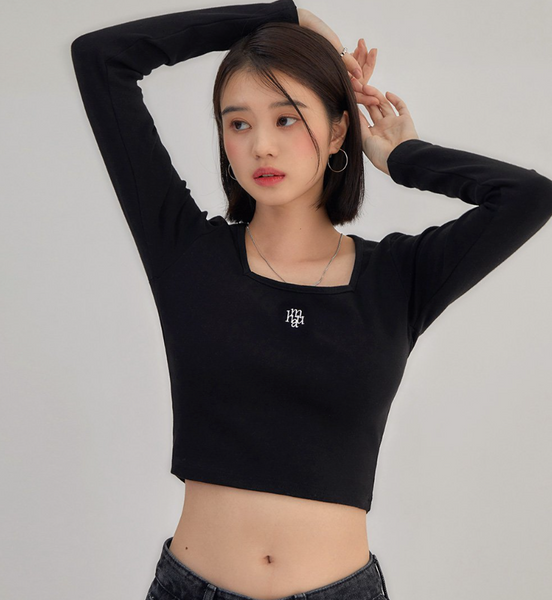 [muahmuah] Square Neck Crop Long Sleeve