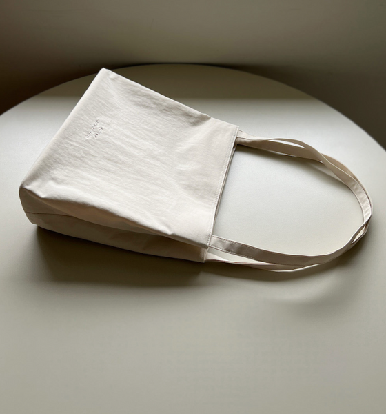 [mucu and ebony] Mild Bag (Ivory)