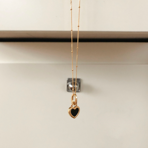 [DUNGEUREON] Heart Onyx Silver Necklace