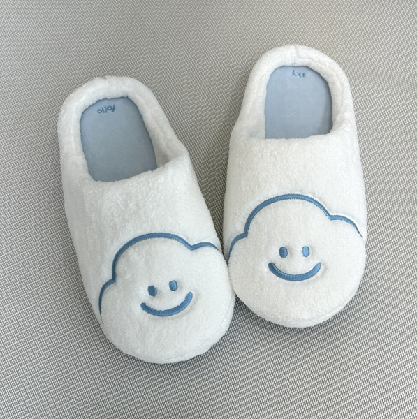 [skyfolio] White Cloud Slippers (Room Shoes)