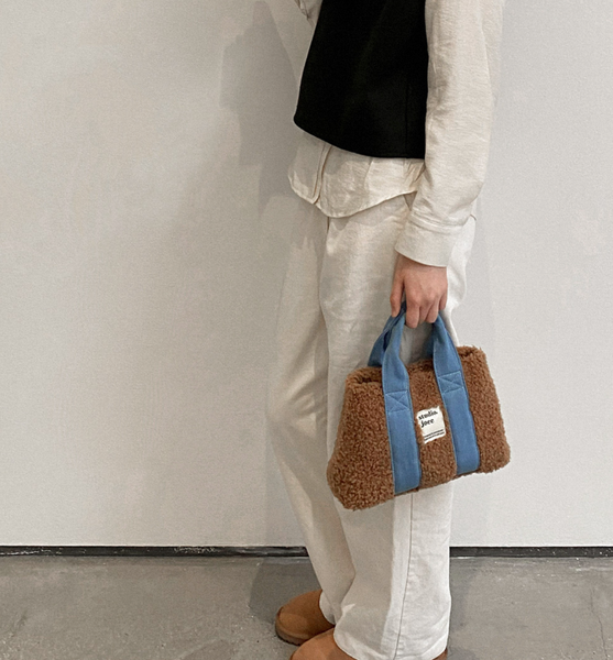 [studio. joee] Boucle Plump Bag (Mocha)