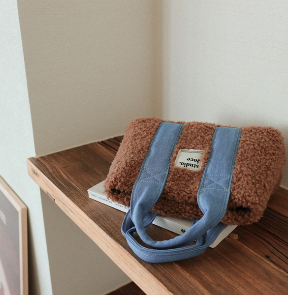 [studio. joee] Boucle Plump Bag (Mocha)