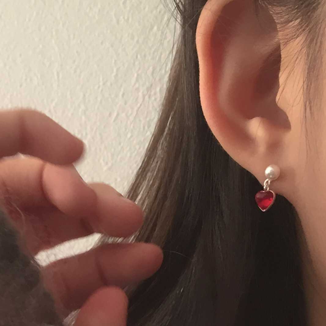 [moat] Red Pearl Earring (silver925)