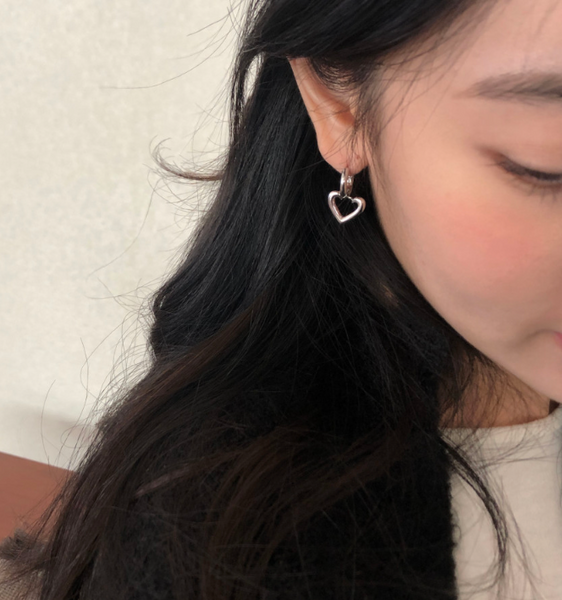 [DUNGEUREON] Windy Heart One-touch Earrings