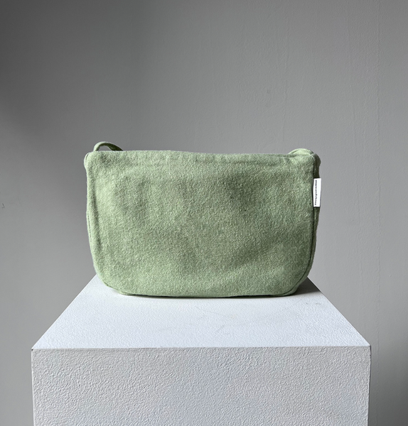 [mucu and ebony] Mellow Shoulder Bag F/W  (Light Green)