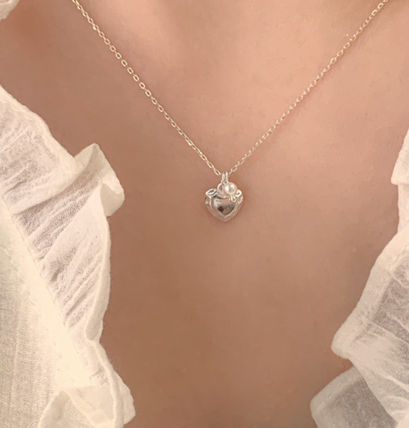 [aube n berry] 925 Silver Vintage Heart Pearl Silver Necklace