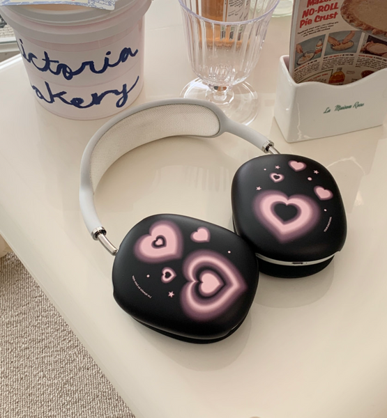 [your emotions] Plumpily Heart Black Airpods Max Case