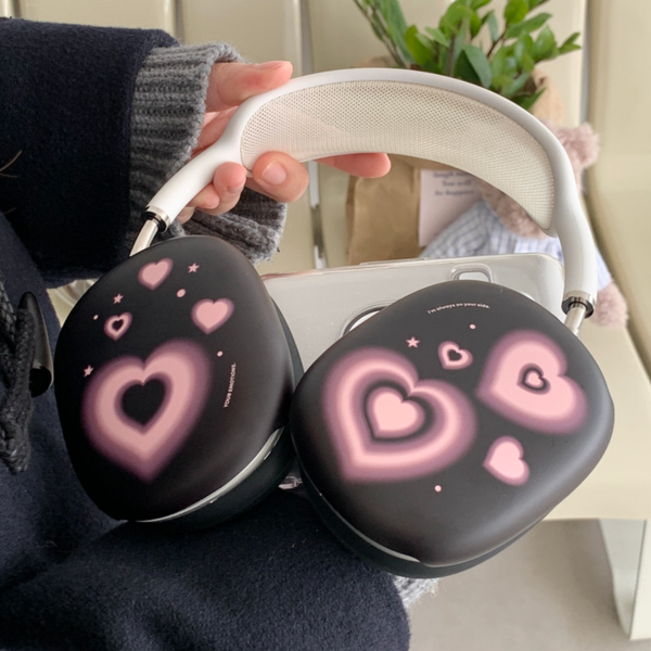 [your emotions] Plumpily Heart Black Airpods Max Case
