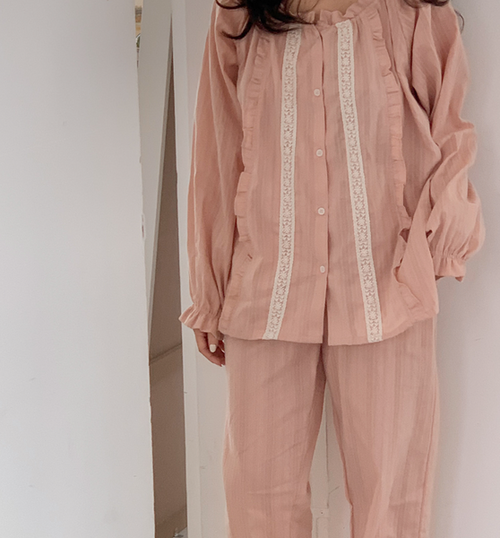[Juuneedu] Rosaline Lace Pyjama Set