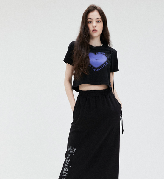 [LUVISTRUE] SU TWINKLE CROP TEE (BLACK)