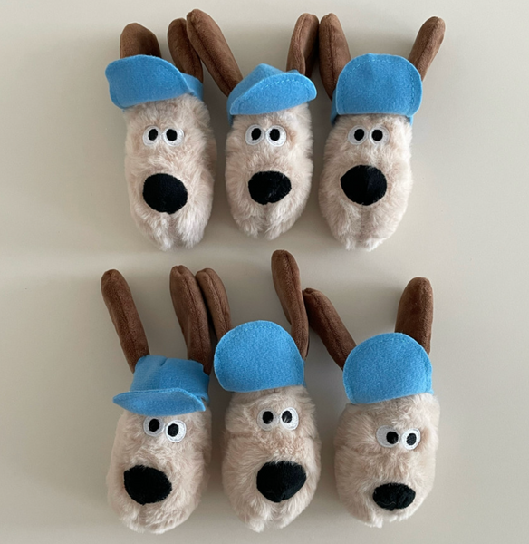 Blue Hat Gromit Doll Grip Tok