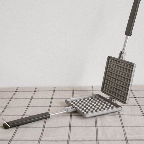 [Bracket Table] Waffle Maker (made in Japan)