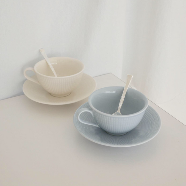[Bracket Table] French Teacup Set