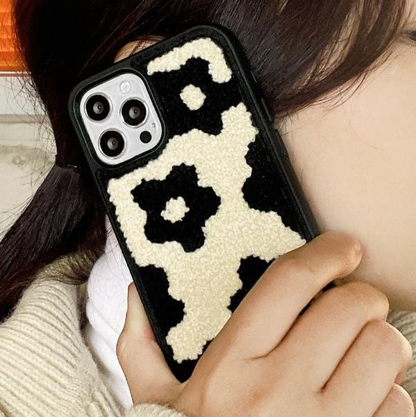 [MOMO CASE] 블랙플라워 Embroidery Phone Case