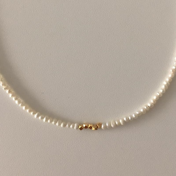 [moat] Gold Pearl Necklace (silver925)