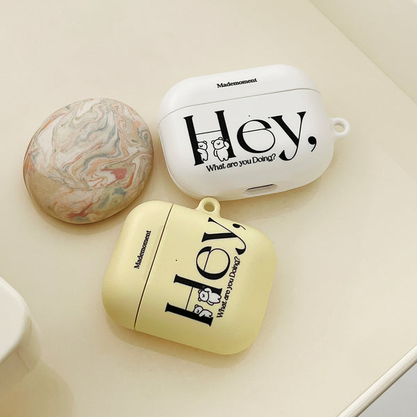 [Mademoment] Hey Momo Lettering Design Airpods Case