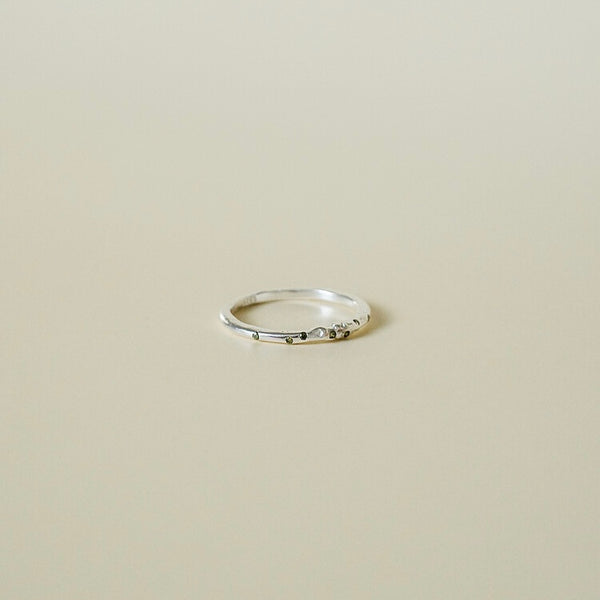 [ueed.] Greenery Ring