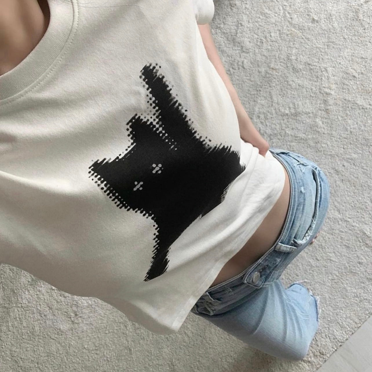 [aeae] FLASHED CATS EYE CROP T-SHIRTS [White]