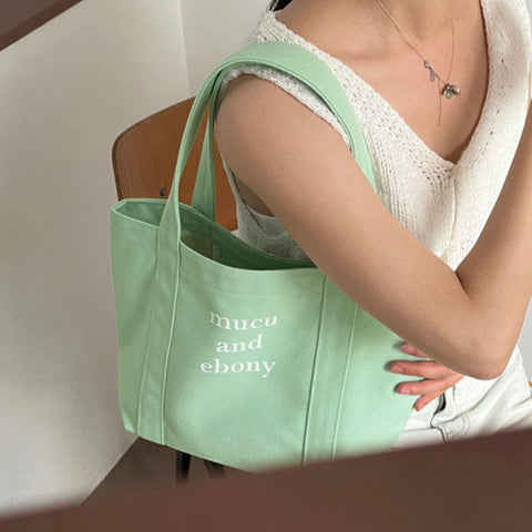 [mucu and ebony] Neat Bag (Mint)