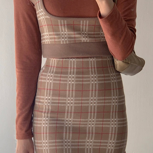 [FEMMEMUSE] London Check Bustier Knit Top Skirt Set (2 colour)